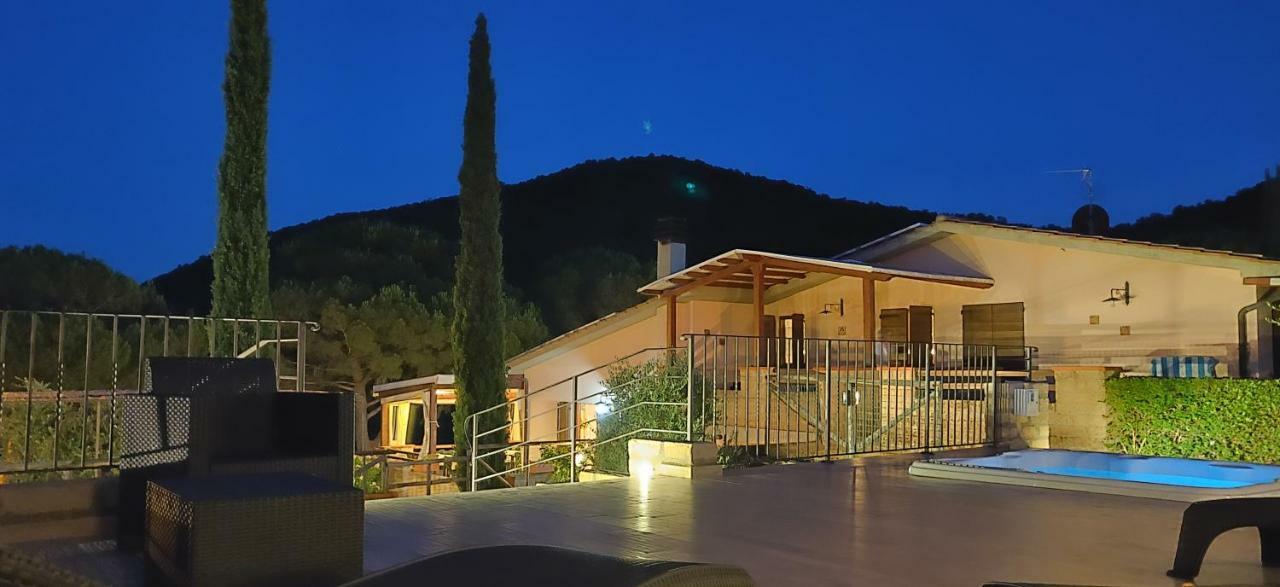 Locanda Mossa Dei Barbari Buriano  エクステリア 写真