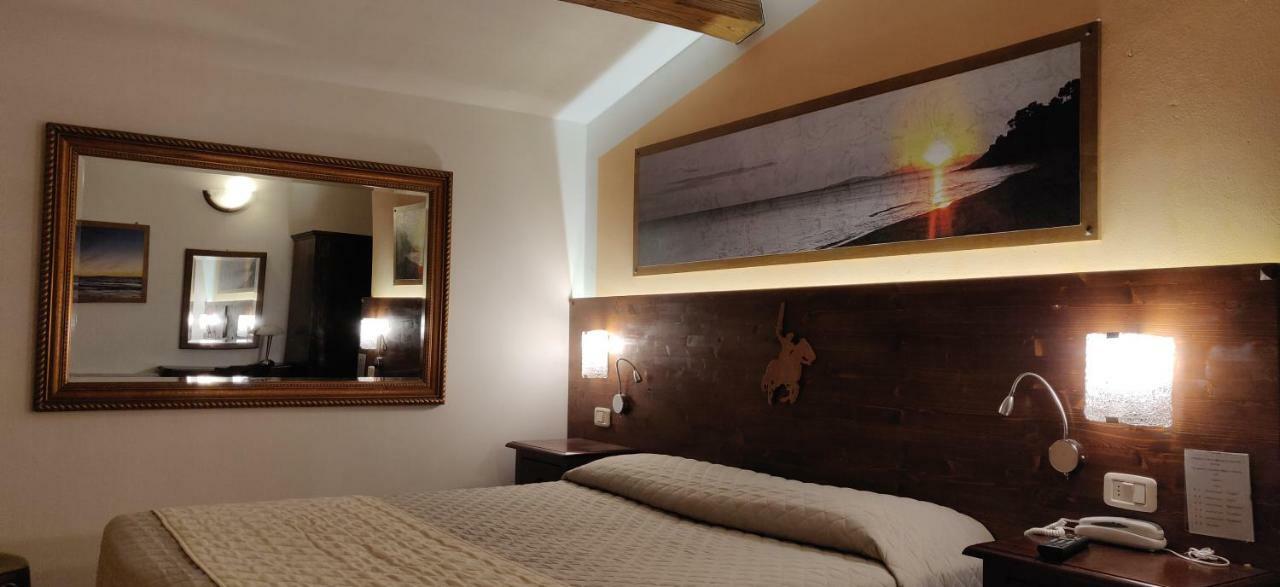 Locanda Mossa Dei Barbari Buriano  エクステリア 写真